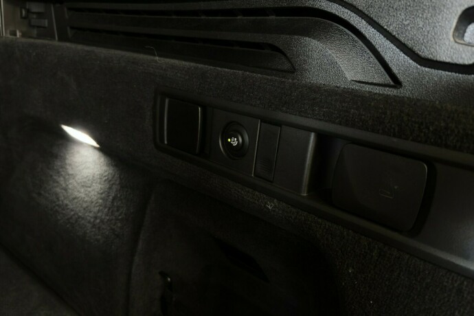 bmw-x5-plug-in-petrol-2020-big-3