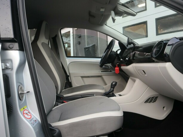 volkswagen-up-elektrisitet-2014-big-10