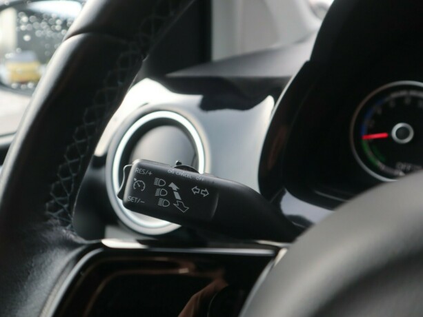 volkswagen-up-elektrisitet-2014-big-16