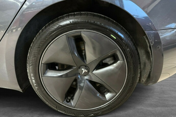 tesla-model-3-elektrisitet-2019-big-8