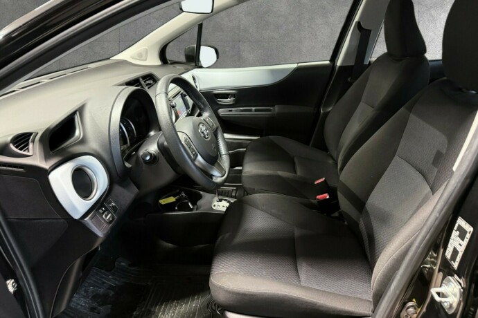 toyota-yaris-bensin-2014-big-10