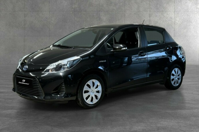 toyota-yaris-bensin-2014-big-3