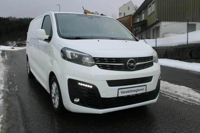 opel-vivaro-diesel-2020-big-0