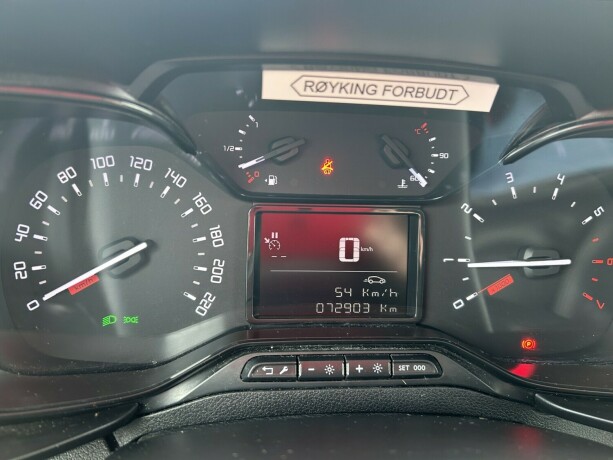 toyota-proace-city-diesel-2022-big-17