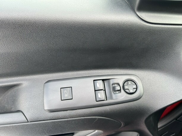 toyota-proace-city-diesel-2022-big-14