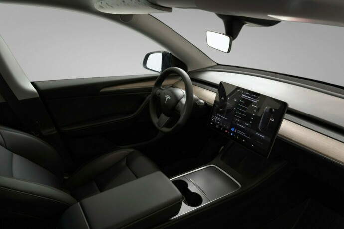 tesla-model-y-elektrisitet-2024-big-12