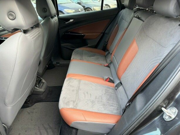 volkswagen-id4-elektrisitet-2021-big-15