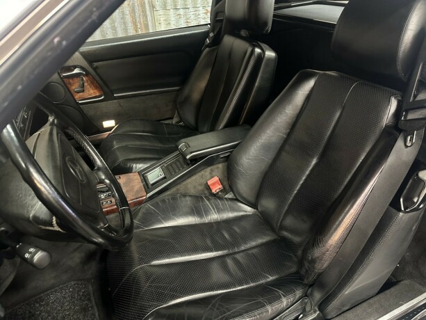 mercedes-benz-300-bensin-1992-big-19