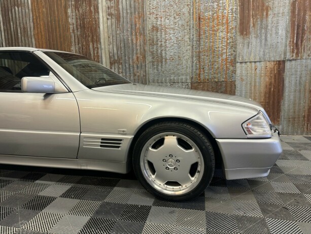 mercedes-benz-300-bensin-1992-big-3