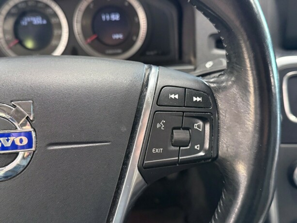 volvo-s60-diesel-2011-big-15