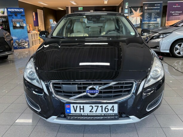 volvo-s60-diesel-2011-big-1