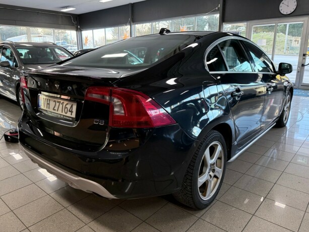 volvo-s60-diesel-2011-big-6