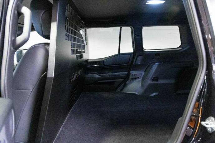 toyota-land-cruiser-diesel-2025-big-6