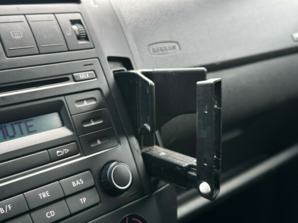 volkswagen-polo-diesel-2008-big-18