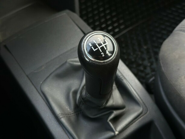 volkswagen-polo-diesel-2008-big-14