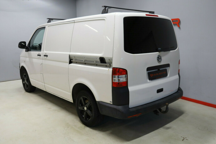 volkswagen-transporter-diesel-2013-big-5