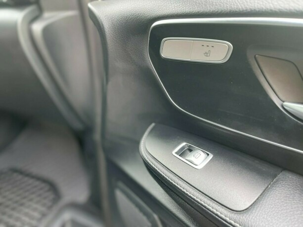 mercedes-benz-eqv-elektrisitet-2022-big-13