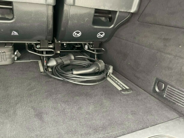 mercedes-benz-eqv-elektrisitet-2022-big-48