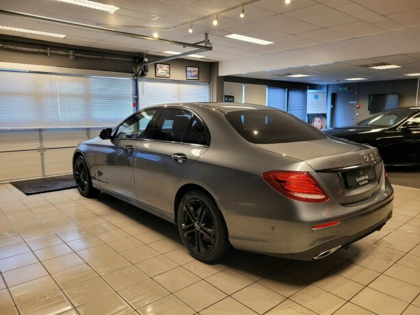 mercedes-benz-e-klasse-plug-in-petrol-2018-big-7