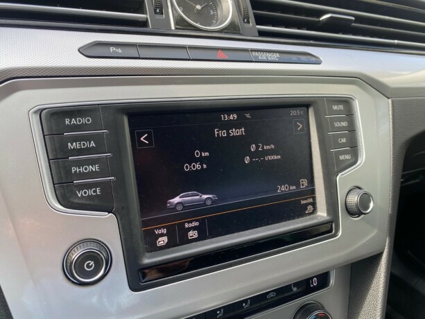 volkswagen-passat-bensin-2016-big-16