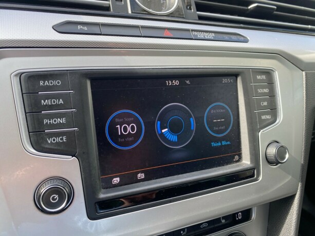 volkswagen-passat-bensin-2016-big-17