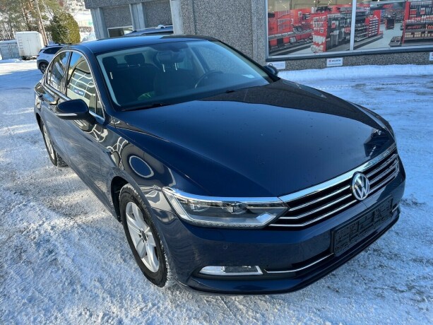 volkswagen-passat-bensin-2016-big-0