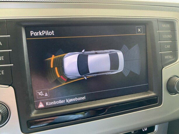 volkswagen-passat-bensin-2016-big-21