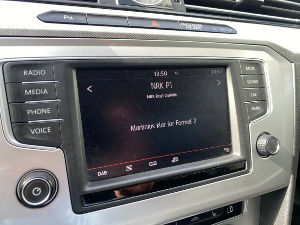 volkswagen-passat-bensin-2016-big-18