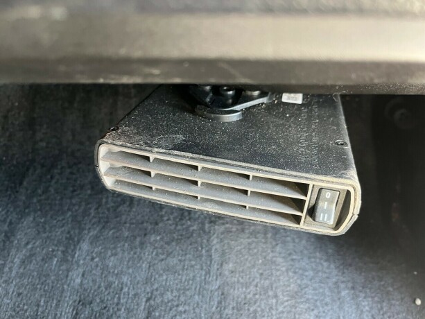 toyota-land-cruiser-diesel-2017-big-12