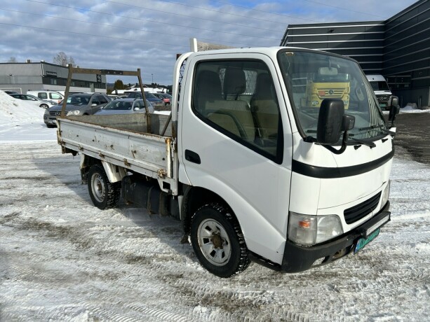 toyota-dyna-diesel-2006-big-0