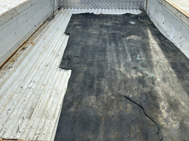 toyota-dyna-diesel-2006-big-6