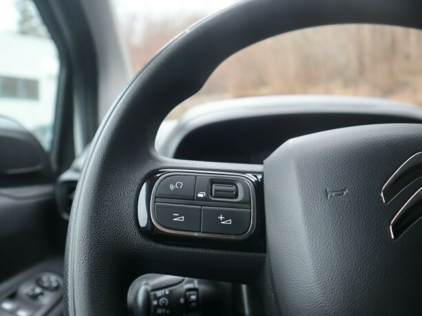 citroen-berlingo-diesel-2019-big-12