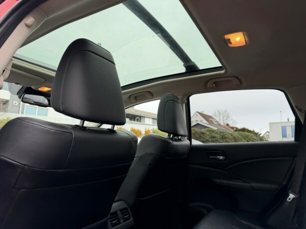 honda-cr-v-bensin-2014-big-17