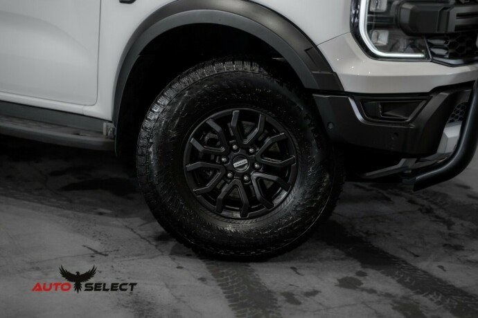 ford-ranger-raptor-bensin-2023-big-2