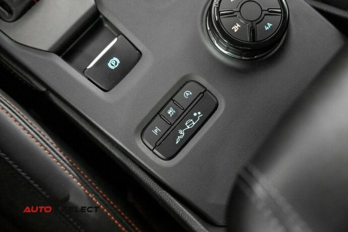 ford-ranger-raptor-bensin-2023-big-40