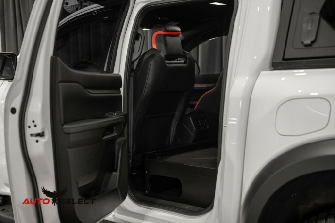 ford-ranger-raptor-bensin-2023-big-18