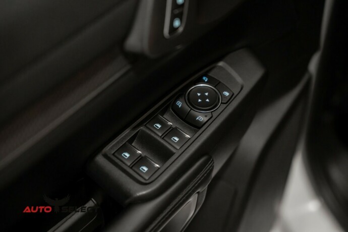 ford-ranger-raptor-bensin-2023-big-25