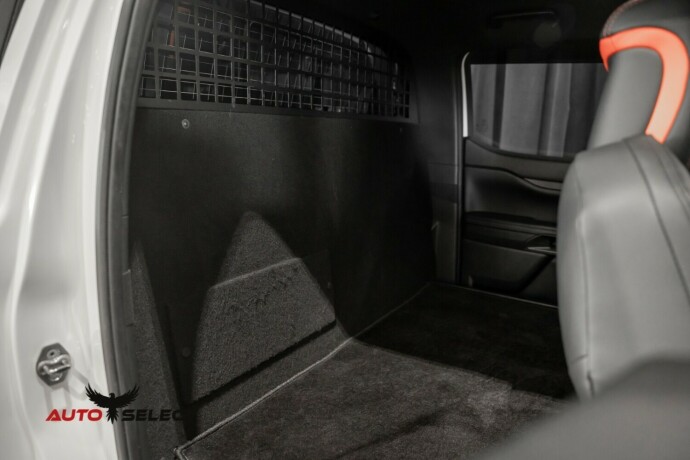 ford-ranger-raptor-bensin-2023-big-17