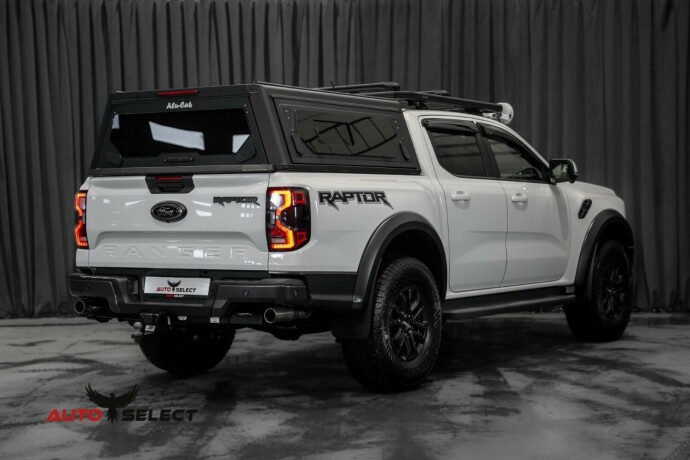 ford-ranger-raptor-bensin-2023-big-13