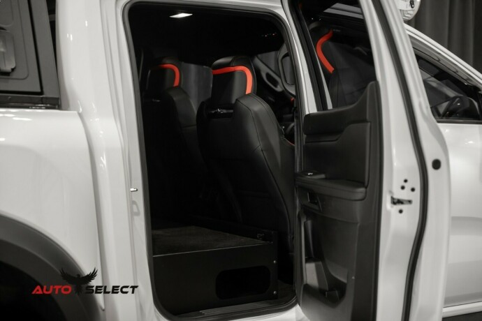 ford-ranger-raptor-bensin-2023-big-16