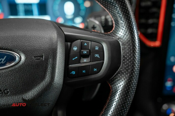 ford-ranger-raptor-bensin-2023-big-35