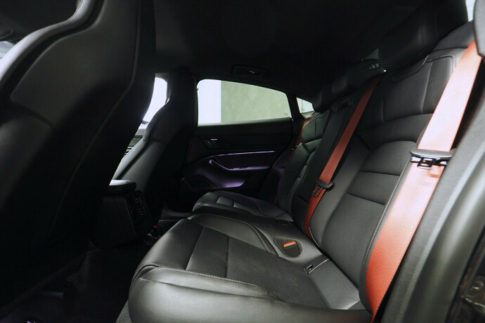 porsche-taycan-elektrisitet-2021-big-9