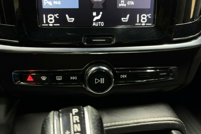 volvo-v90-diesel-2017-big-33