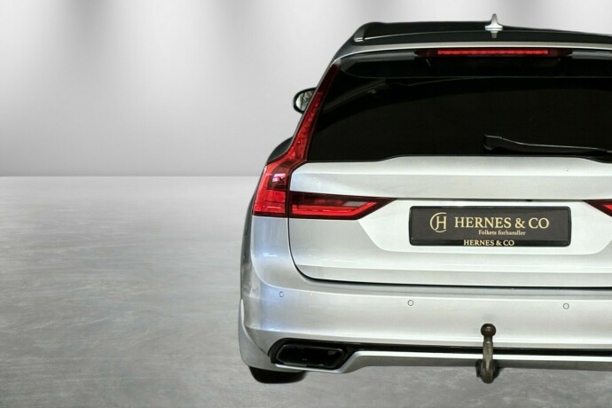 volvo-v90-diesel-2017-big-8