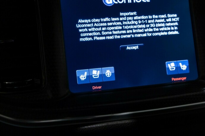 dodge-charger-bensin-2016-big-16