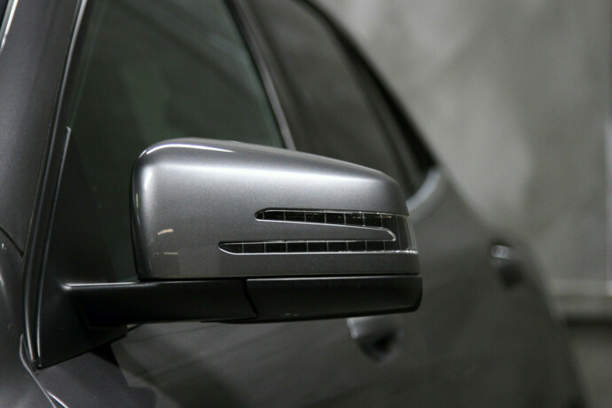 mercedes-benz-gla-bensin-2016-big-18