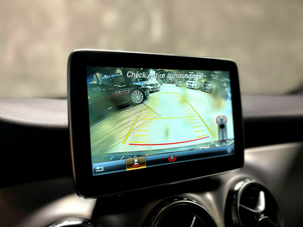 mercedes-benz-gla-bensin-2016-big-10