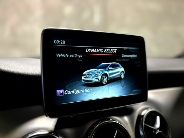 mercedes-benz-gla-bensin-2016-big-8