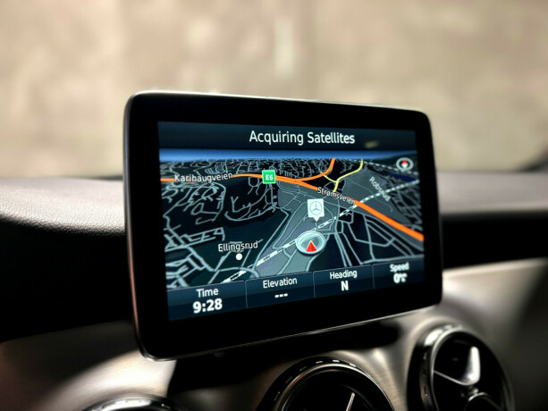 mercedes-benz-gla-bensin-2016-big-5