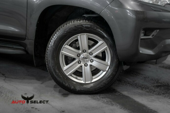 toyota-land-cruiser-diesel-2023-big-2